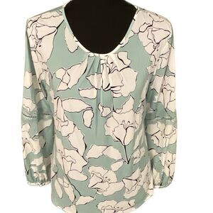Karl Lagerfeld Paris Women’s Flowered Blouse/Rop